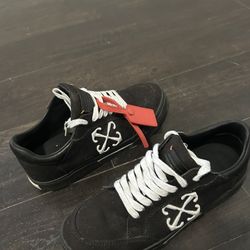 Black and white Off-White trainers