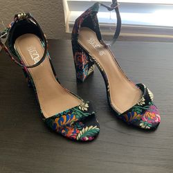 Brash women's Houston brocade heels size 7.5