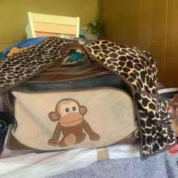 Animal Carrier Adorable 3 Piece Set 