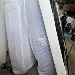 King Bed Frame And Matresses