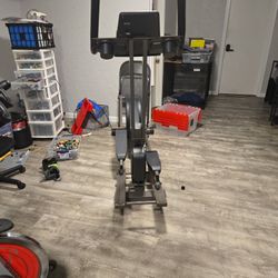Elliptical Machine 