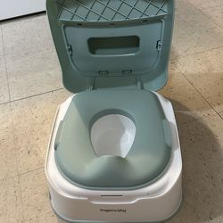 Potty chair/step stool (new)