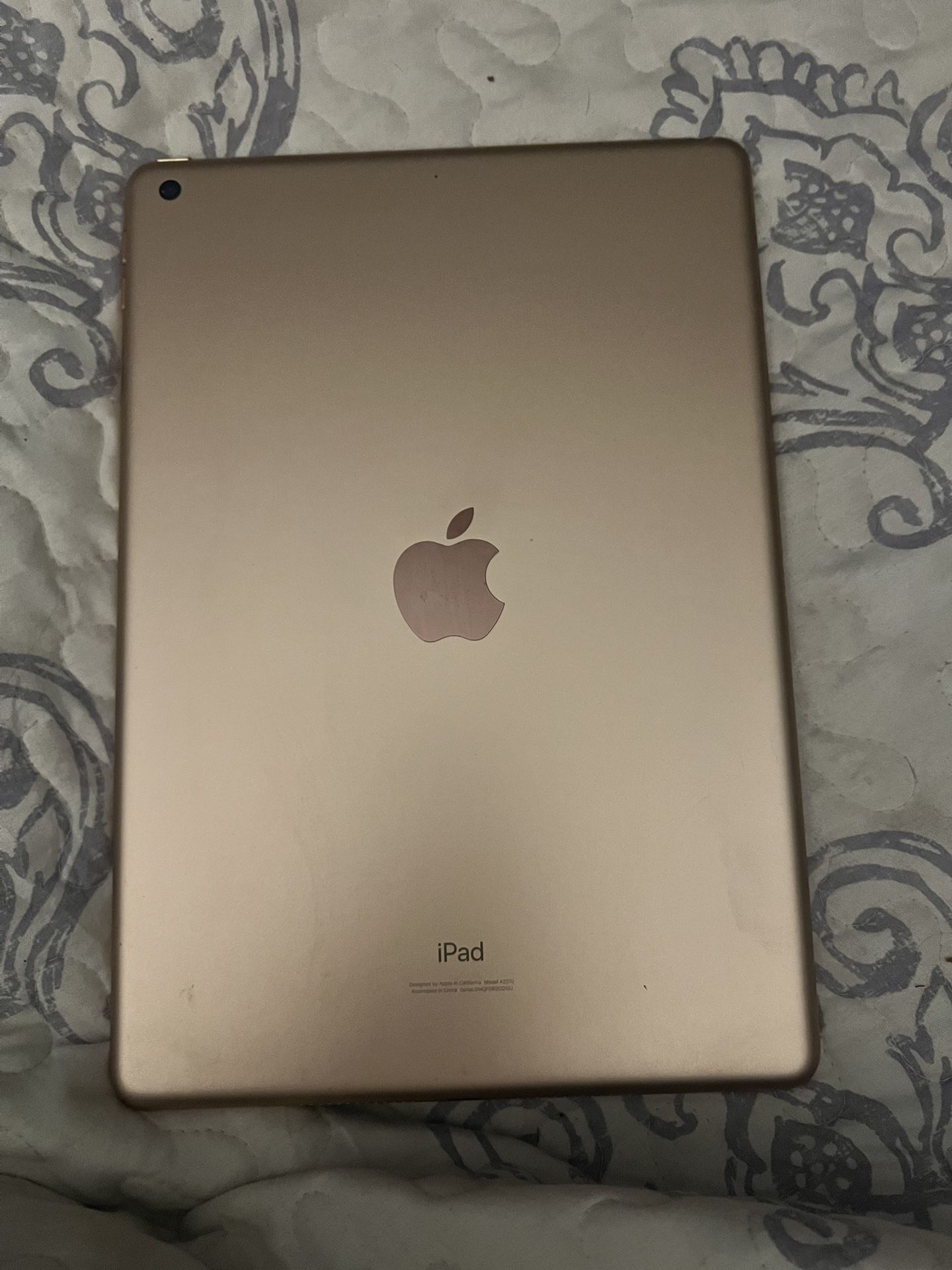 iPad 2 8th Generation 128 GB