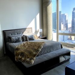 King Size Bed With Storage!