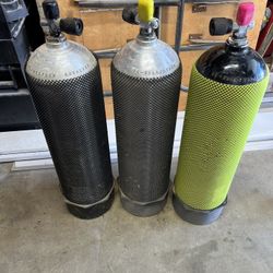 Scuba Tanks 