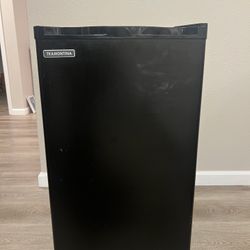 3.2 Cu. Fl Tramontina ini Fridge W/ Freezer 