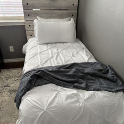 Small Bed