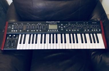 Behringer Deepmind 12 Synth (Roland Juno Clone)