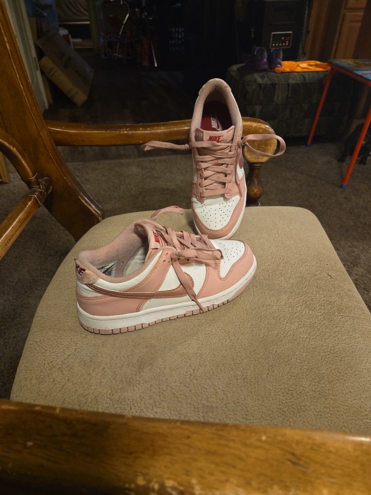 Nike Dunks