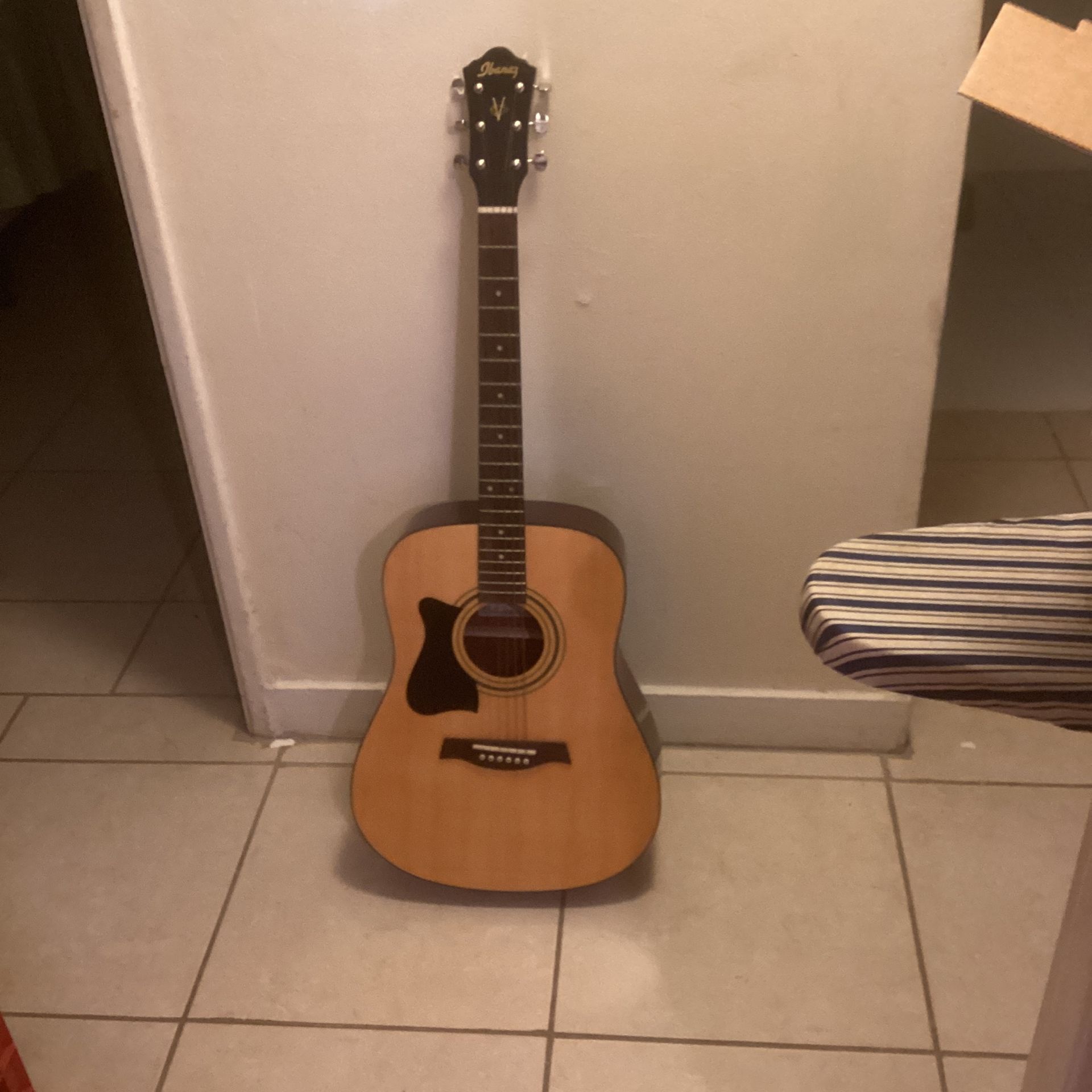 Acoustic Guitar Like New