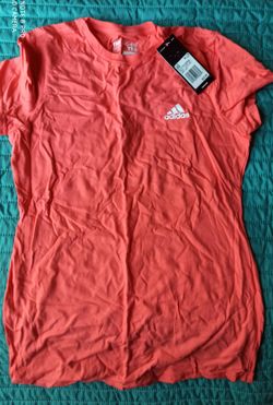 Women's Adidas t-shirt
