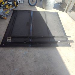 Folding Tonneau Cover