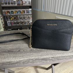 Michael Kors Jet Set medium crossbody purse