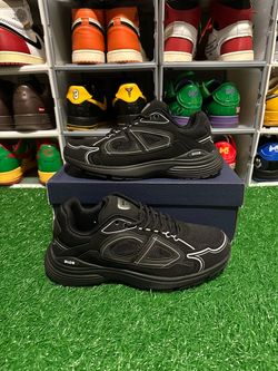B30 Triple Black