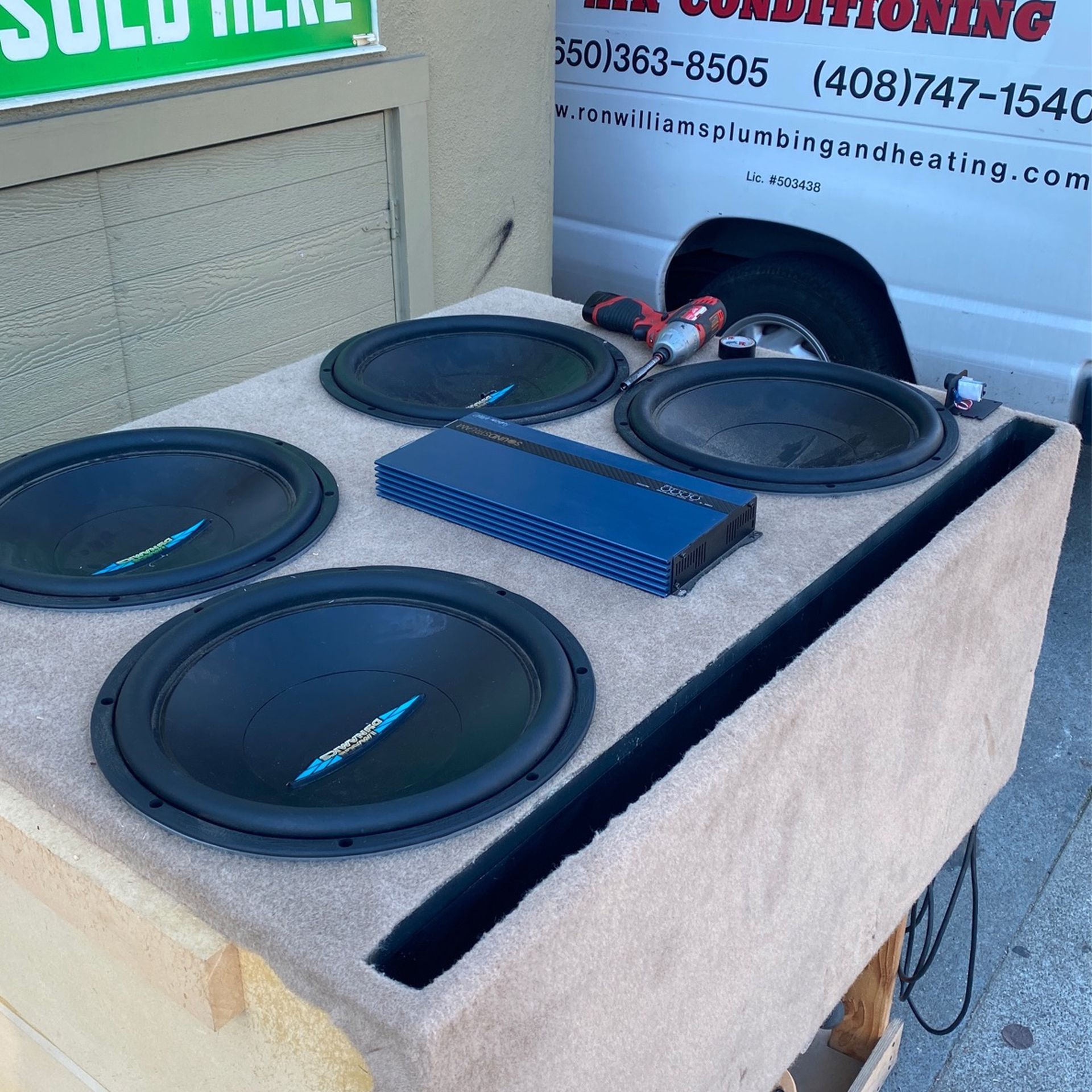 Subwoofers With Box Car Audio Amplifiers
