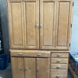 Computer Desk and Storage Hutch 