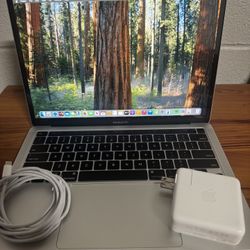 Apple MacBook Pro “M1” 8 CPU/8 GPU 13”