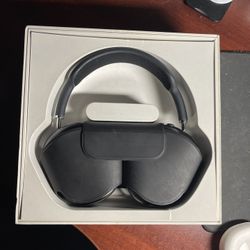 AirPods Max Pro