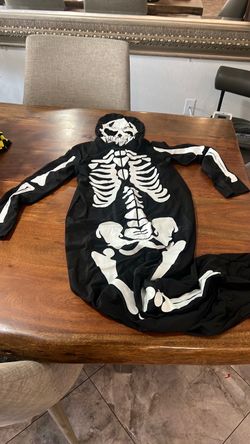 New Skeleton jumpsuit with skeleton mask size 12