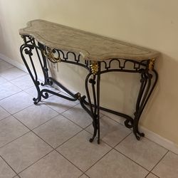 Sandstone Console