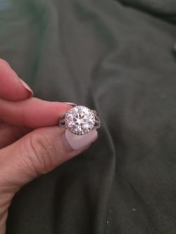 5karat MOISANITE RING