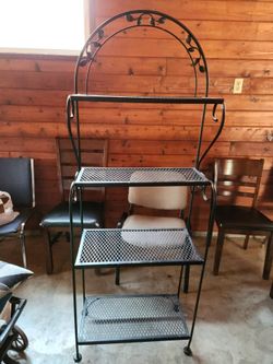 Plant stand