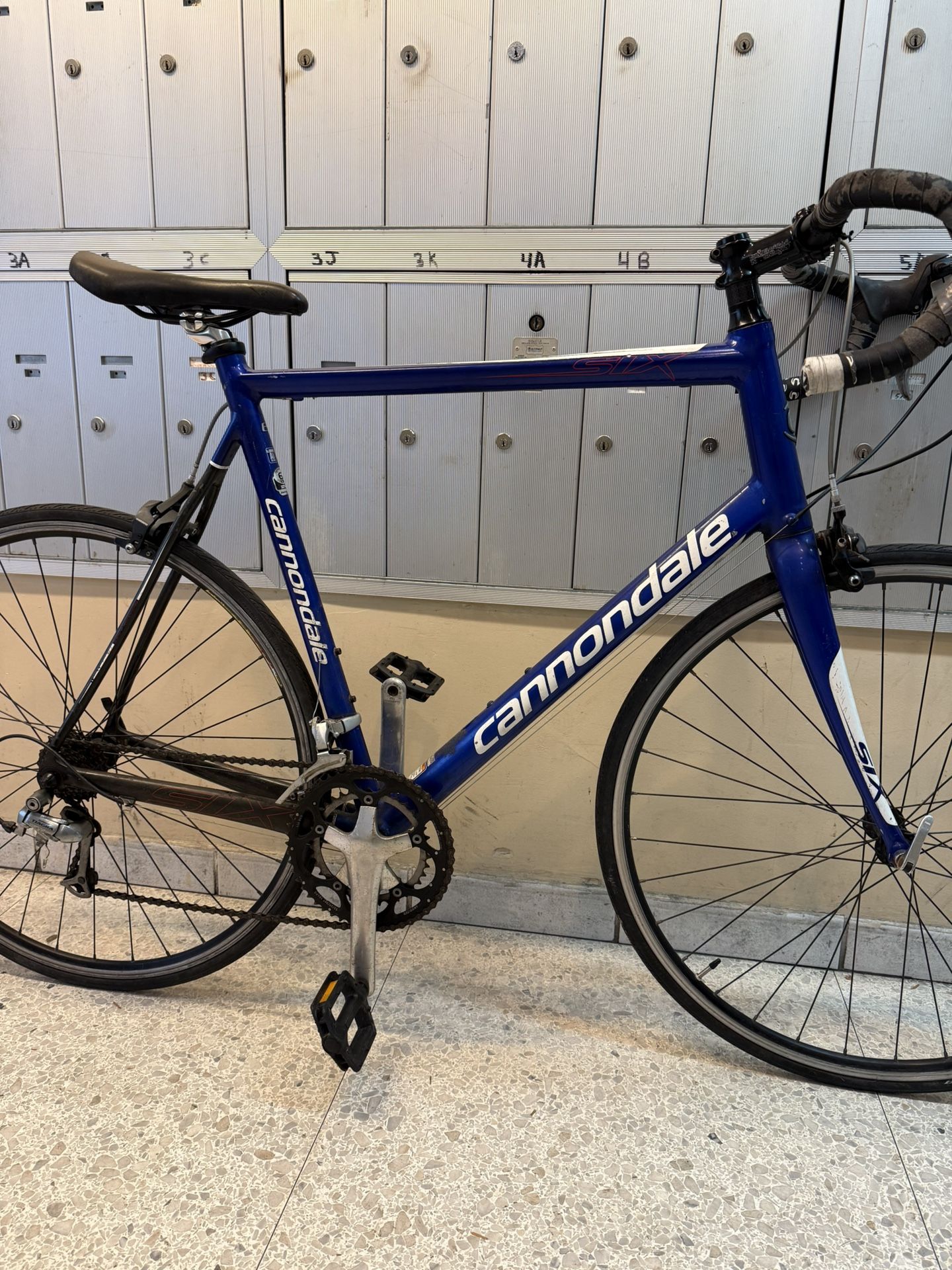 CANNONDALE SIX…