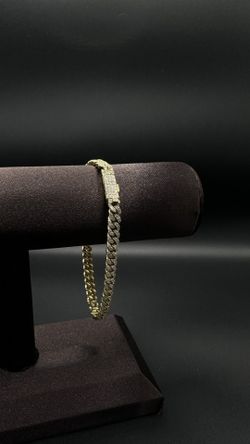 Gold Cuban Bracelet w/ Natural Diamonds 💎