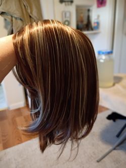 Cute blonde highlights bob cut wig