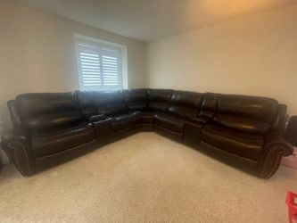 Recliner sectional couch