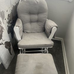 Glider Rocking Chair with Ottoman