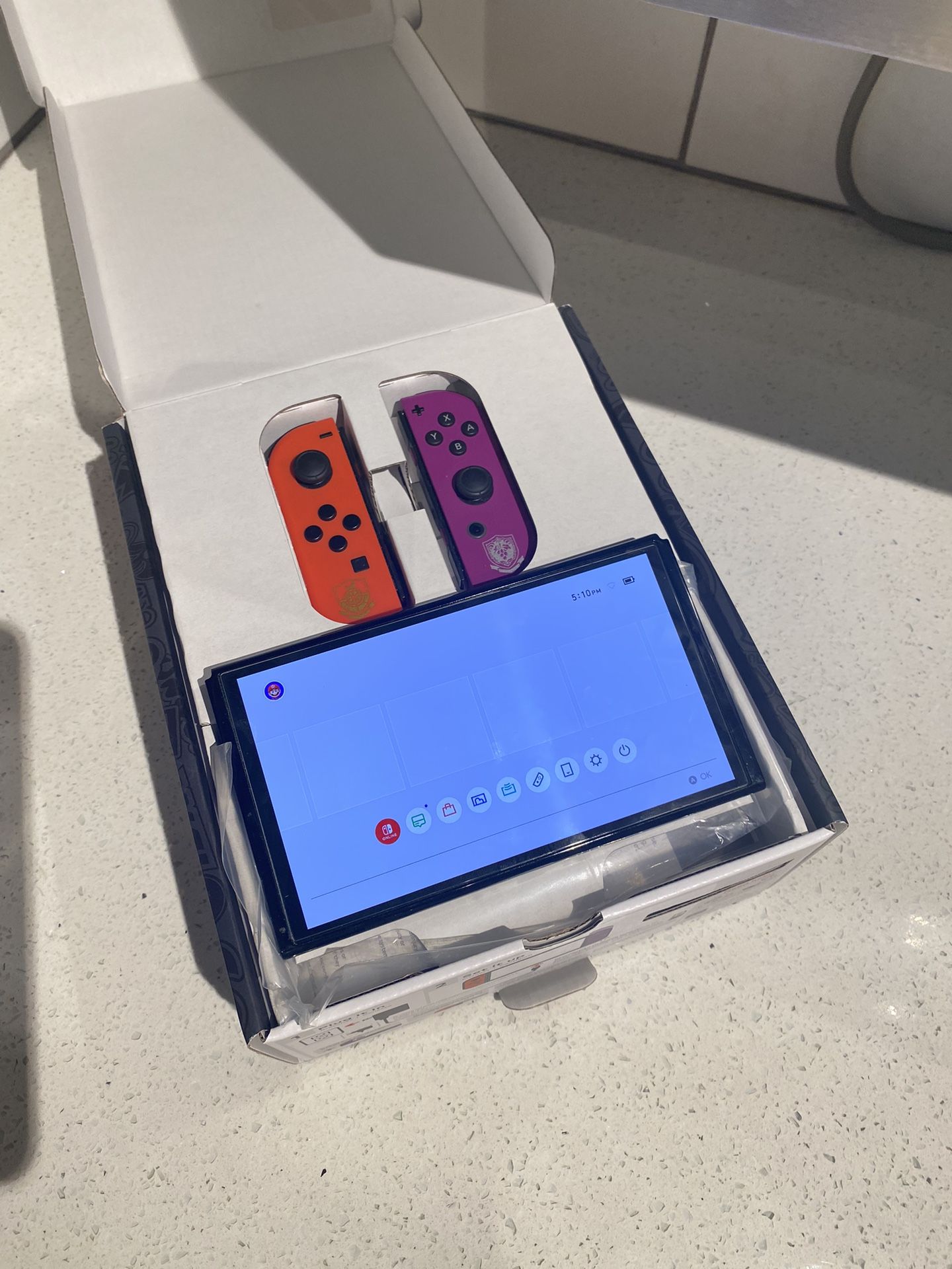 Nintendo Switch OLED Pokémon Edition