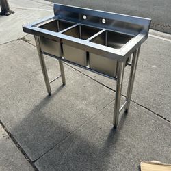 2025 Stainless Steel Utility Sink Three Baskets For $120 