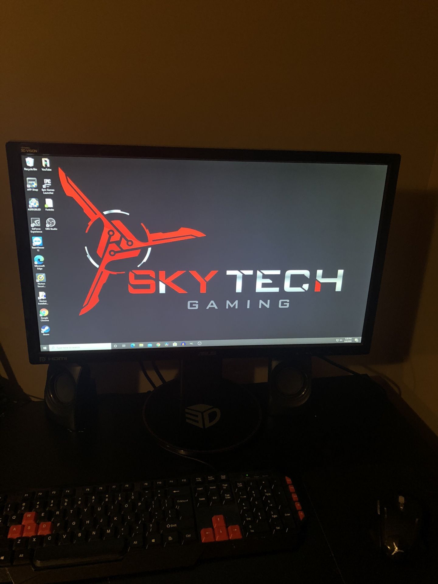 Sky Tech gaming computer