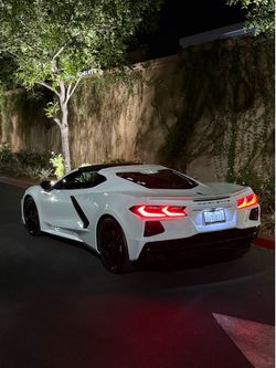 C8 spoiler
