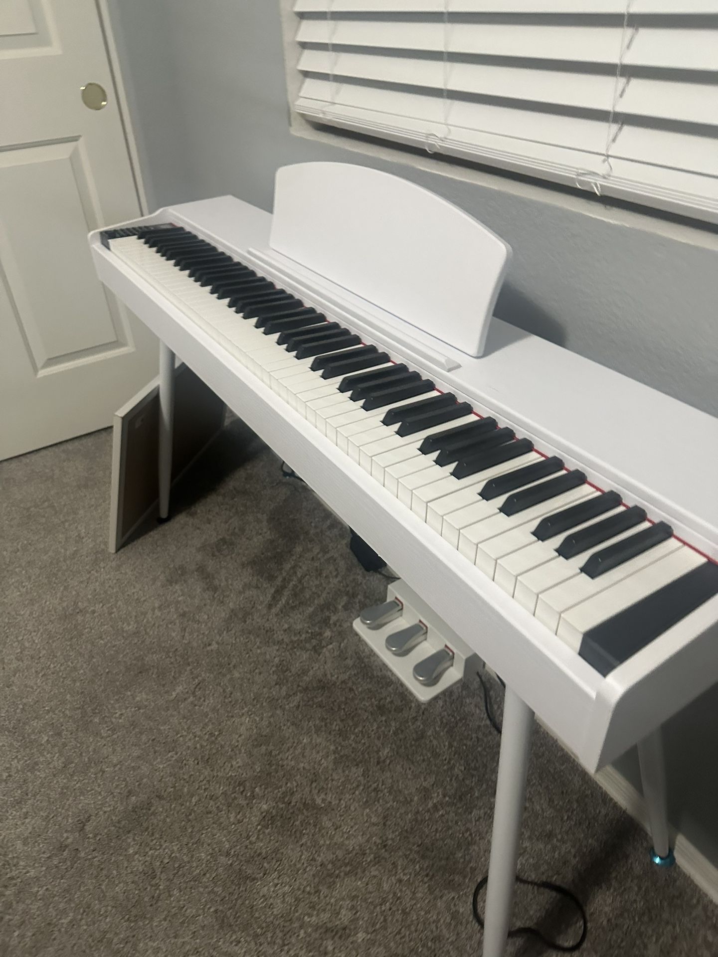 Electric Piano keyboard