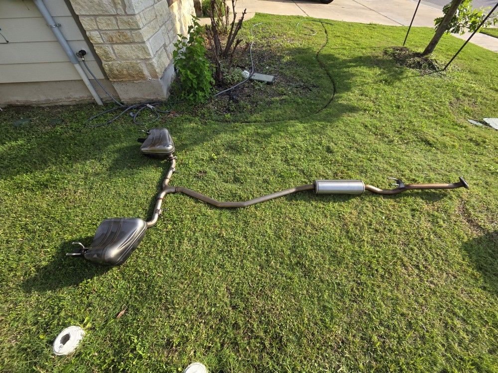 2024 Honda Civic Hatchback Sport Touring Muffler & Pipe Complete 