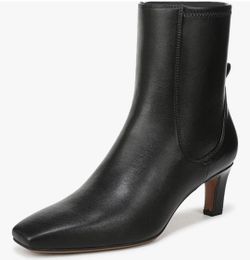 Brand New Franco Sarto L-Tarrin Black Size 8M Women's Booties Square Toe Heeled