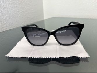 Marc Jacob’s Sun Glasses