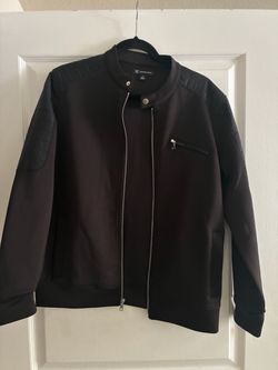 Men’s small black jacket