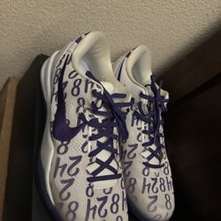 Kobe 8 “Court Purple” Size 12