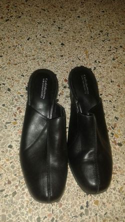 New leather black shoes size 8 1/2