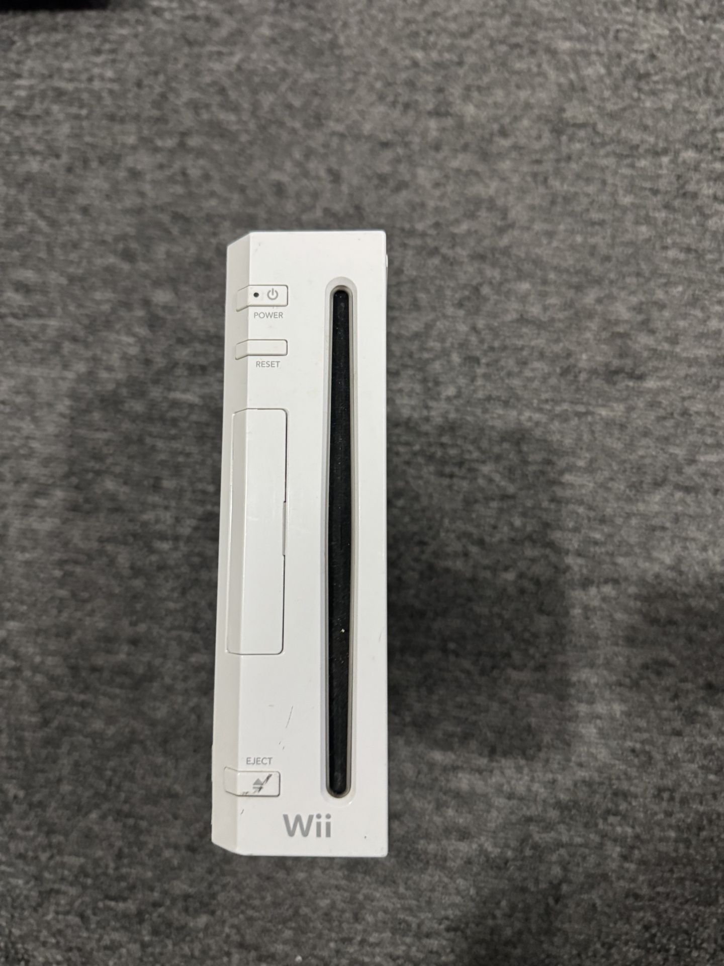 Nintendo Wii 2006 model (with games)