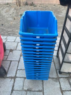 Storage bins