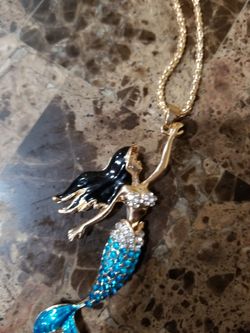 Cute necklace new