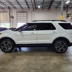 2015 Ford Explorer