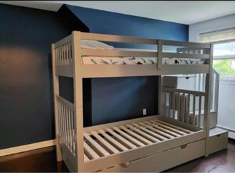 Bunk bed
