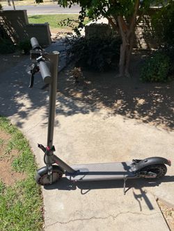 Black Maxshot Electric Scooter + Lock