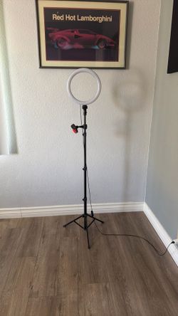 Phone Selfie Tripod with Light