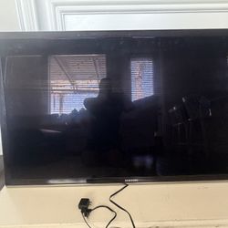 📺 Samsung 55” TV – Works Great – Cheap